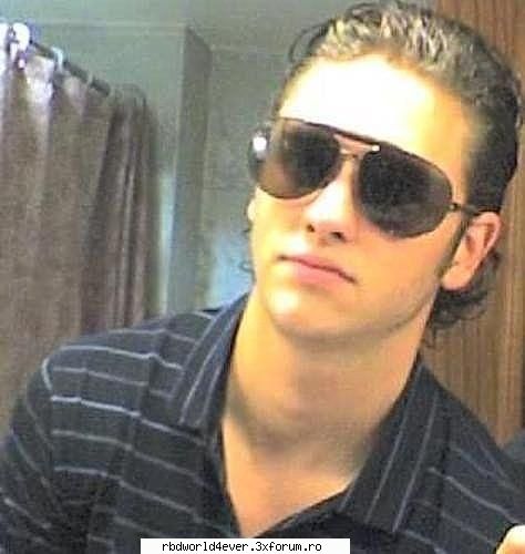 ~Poze~ - **Chris_Pollito** - Christopher