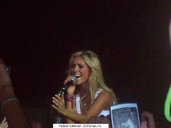 *~Poze*~ - **Chris_Pollito** - Anahi