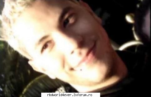 **Poze** - **Chris_Pollito** - Christian