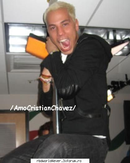 **Poze** - **Chris_Pollito** - Christian