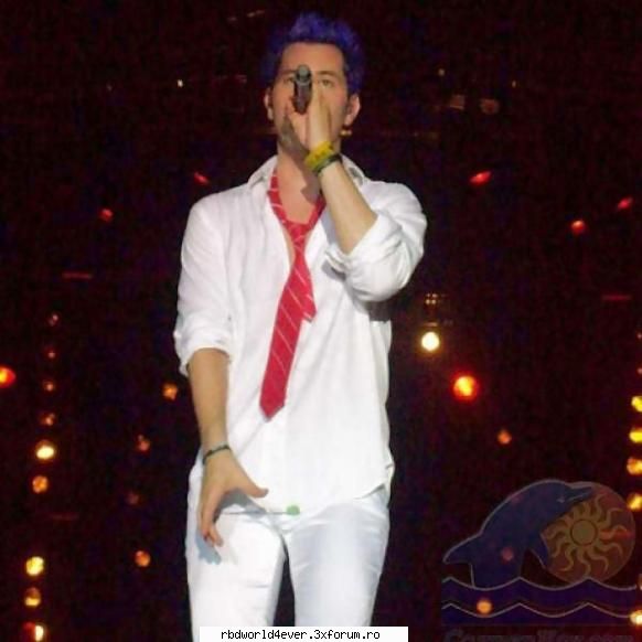 **Poze** - anahi_princessa - Christian