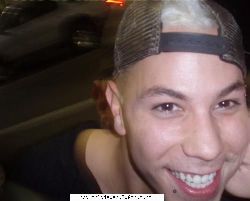 **Poze** - **Chris_Pollito** - Christian