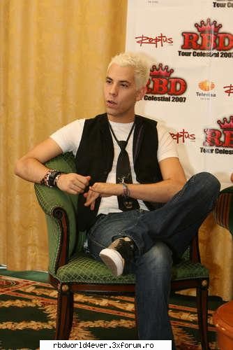 **Poze** - **Chris_Pollito** - Christian