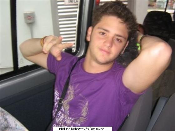 ~Poze~ - **Chris_Pollito** - Christopher