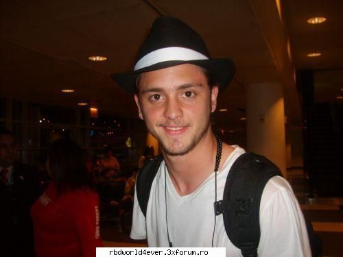 ~Poze~ - **Chris_Pollito** - Christopher