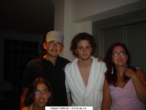 ~Poze~ - **Chris_Pollito** - Christopher