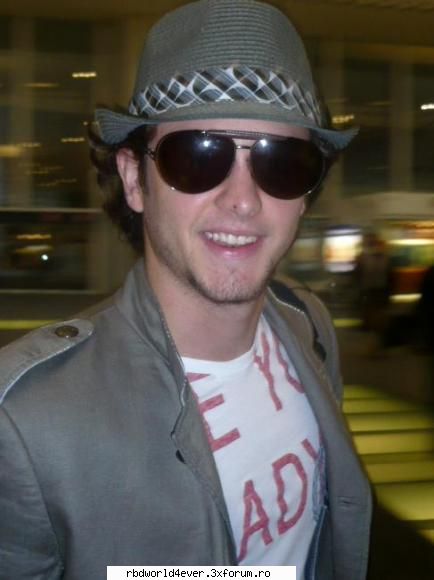 ~Poze~ - **Chris_Pollito** - Christopher