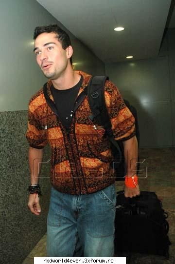 *~*Poze*~* - **Chris_Pollito** - Poncho