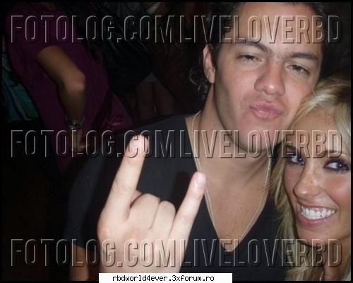 *~Poze*~ - **Chris_Pollito** - Anahi