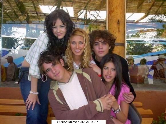 *~Poze*~ - **Chris_Pollito** - Anahi