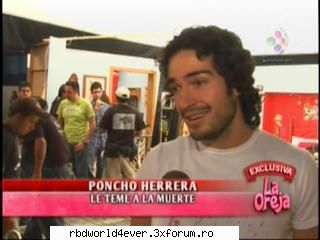 *~*Poze*~* - **Chris_Pollito** - Poncho