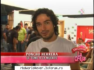 *~*Poze*~* - **Chris_Pollito** - Poncho