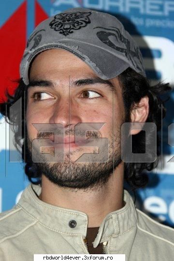 *~*Poze*~* - **Chris_Pollito** - Poncho