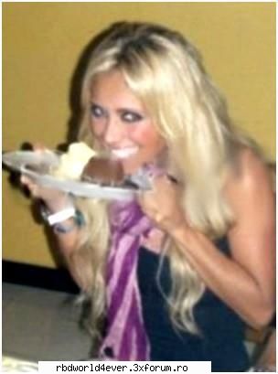 *~Poze*~ - **Chris_Pollito** - Anahi
