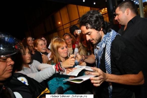 *~*Poze*~* - bebita_angelita - Poncho