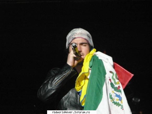 *~*Poze*~* - bebita_angelita - Poncho