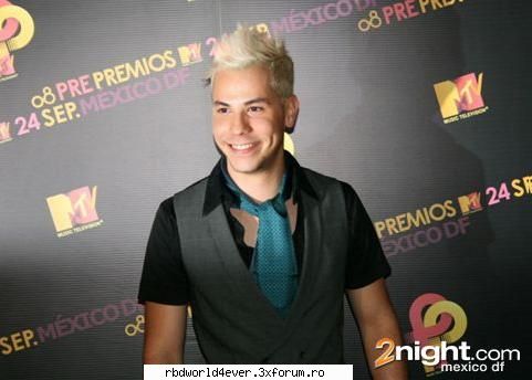 **Poze** - anahi_princessa - Christian