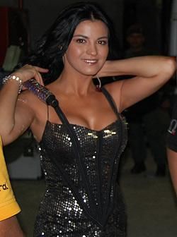 Poze - anahi_princessa - Maite