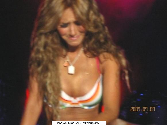*~Poze*~ - **Chris_Pollito** - Anahi