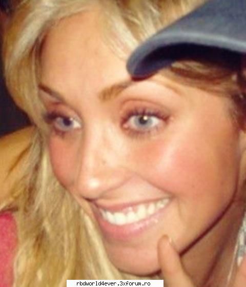 *~Poze*~ - **Chris_Pollito** - Anahi
