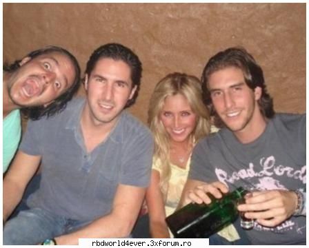 *~Poze*~ - **Chris_Pollito** - Anahi