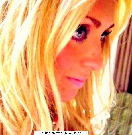 *~Poze*~ - **Chris_Pollito** - Anahi