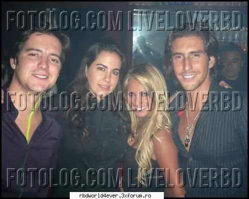 *~Poze*~ - **Chris_Pollito** - Anahi
