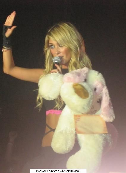 *~Poze*~ - **Chris_Pollito** - Anahi