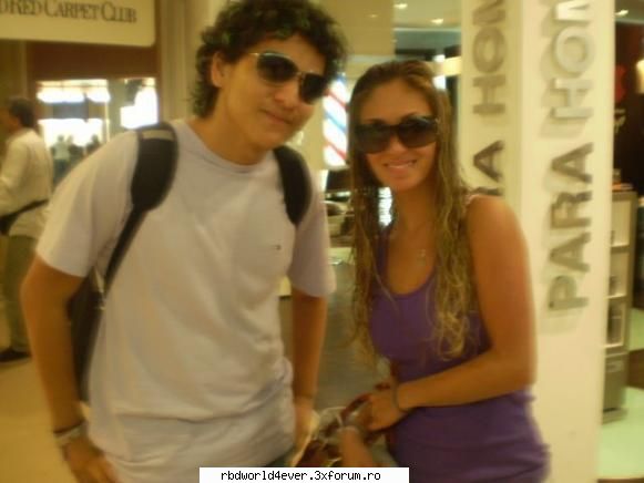 *~Poze*~ - **Chris_Pollito** - Anahi