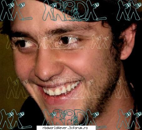 ~Poze~ - **Chris_Pollito** - Christopher