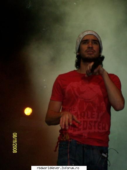 *~*Poze*~* - **Chris_Pollito** - Poncho