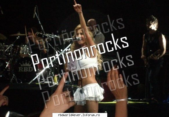 *~Poze*~ - **Chris_Pollito** - Anahi
