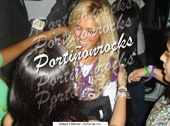 *~Poze*~ - **Chris_Pollito** - Anahi