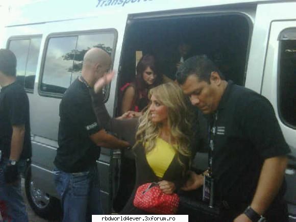 *~Poze*~ - **Chris_Pollito** - Anahi