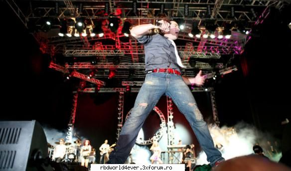 *~*Poze*~* - anahi_princessa - Poncho
