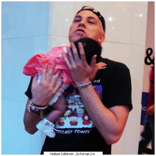 **Poze** - anahi_princessa - Christian