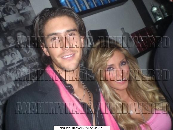 *~Poze*~ - **Chris_Pollito** - Anahi