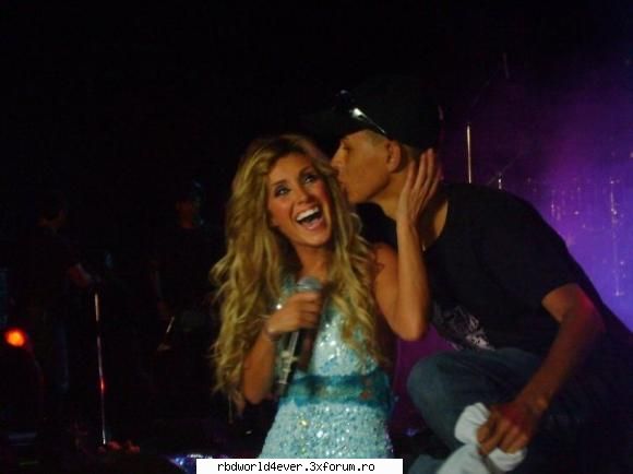 *~Poze*~ - **Chris_Pollito** - Anahi