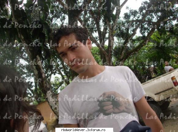 *~*Poze*~* - anahi_princessa - Poncho