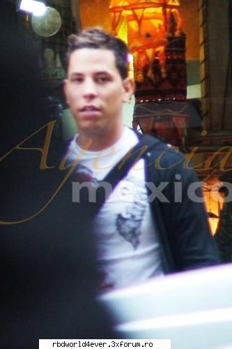 **Poze** - anahi_princessa - Christian