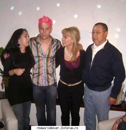 **Poze** - anahi_princessa - Christian