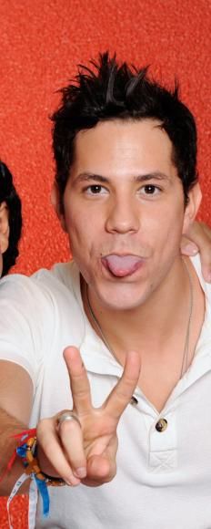 **Poze** - anahi_princessa - Christian