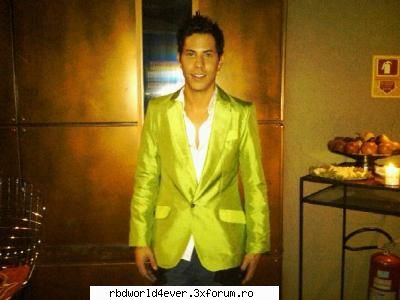 **Poze** - anahi_princessa - Christian