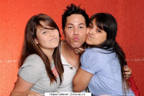 **Poze** - anahi_princessa - Christian
