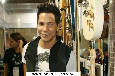 **Poze** - anahi_princessa - Christian