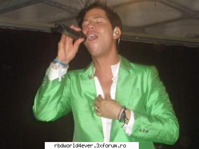 **Poze** - anahi_princessa - Christian