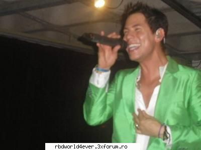 **Poze** - anahi_princessa - Christian