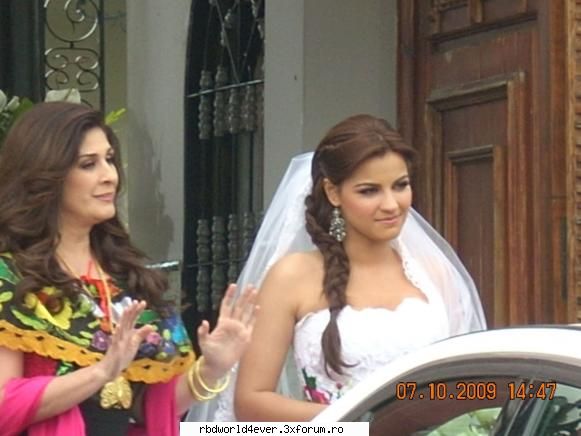 Poze - anahi_princessa - Maite