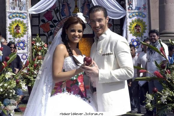 Poze - anahi_princessa - Maite