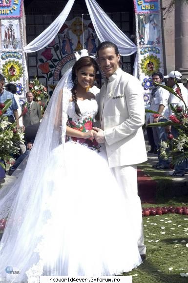 Poze - anahi_princessa - Maite